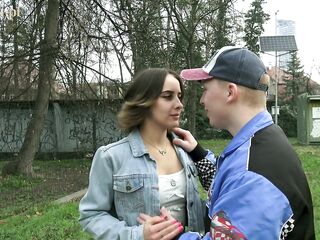 Zaliczyłem prawdziwą aktorkę porno we WROCŁAWIU, zamknięty sex shop zmienił wszystko - POLSKIE PORNO