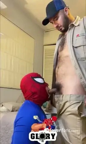 PAR DE VERGONES GRUESOS🍆🍆Me dieron verga entre CRISSTOFER y RULO 🤤ese momento tan excitante cundo tienes dos vergotas frente a ti y las saboreas desde la cabeza a los huevos😈