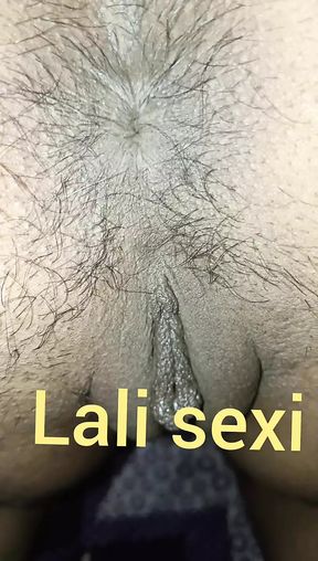 Lali ki choot unka boyfriend ne choda choot ka rasnikala usne apne ghar me