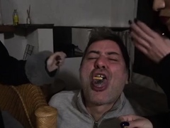Two Human Ashtrays – GEA DOMINA