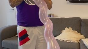 JL and a cheap packet of spiral balloons