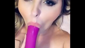 Masturbation while I waiting for my shooting