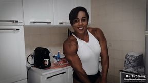 Marta strong flexing in White top