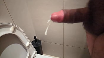 Masturbating in public toilet 4