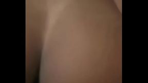 Levei rola at&eacute_ o talo rosavermelha