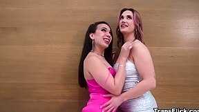 Planning To Surpriseher Husband Reese With A 3some With Siri Dahl