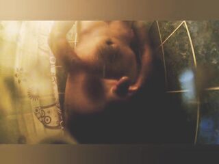 I masturbate in the shower __RoyalKinng__