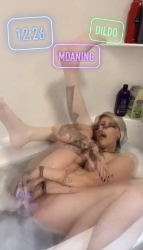 Bath tub dildo fun