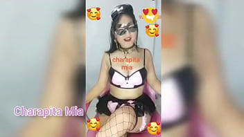 Charapita Mia se convierte en mucama