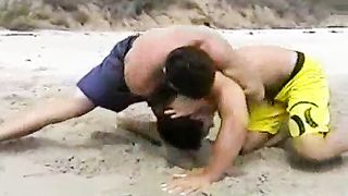 Benny Vs Mack ten On The Beach