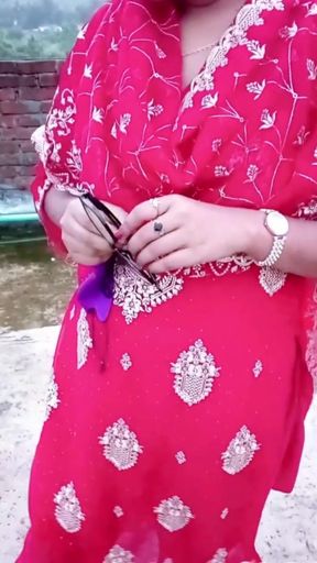 Beautiful Deshi girl fucking video Part_01   Clip 1