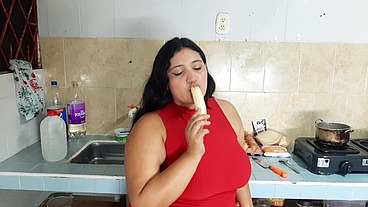que sea nuestro secreto sobrino no le cuentes a mi hermana