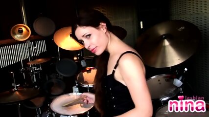 Drummer teen strips off and tease camera