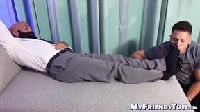 ”Horny Dan Edwards licked & sucked the huge feet of bushy Lando”