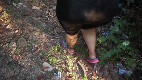 I Suck a Stranger in Public While I Wait for My Husband