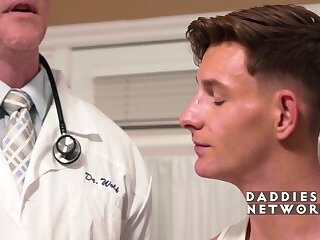 Doctor Makes Twink's Hole Whole