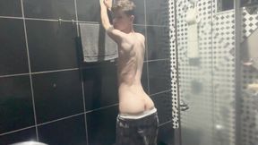 Kedoimath - A Twink Just Showing Your Body Before Shower