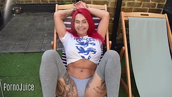 Roxi the Lioness cums for you