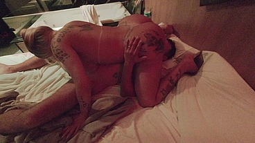 69 Delicioso: Filmei Marido e Trans na Troca de Mamada