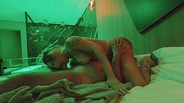 69 Delicioso: Filmei Marido e Trans na Troca de Mamada