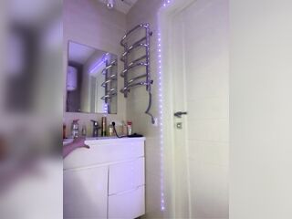 Latex banging with large vibrator