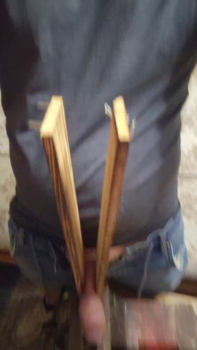 Tail clamped