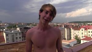 Czech Hunter: Undies Sold, Hearts Racing