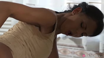 Mature black neighbour caught masturbating - MOM XXX