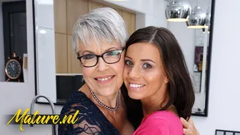 Hot granny and Vicky Love explore each other with tongues and fingers