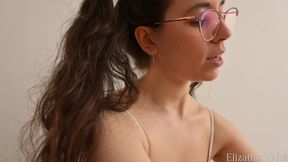 Braless Hairdresser Gets Wet