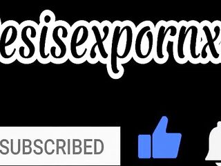 LAMIENDO SU LIQUIDO PRESEMINAL, MIS LABIOS Y LENGUA SABOREAN SU PENE