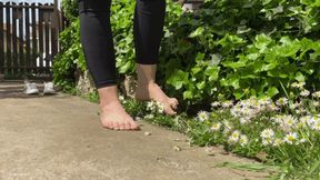 SMALL FEET BAREFOOT PLAYING HOPSCOTCH - MP4 HD