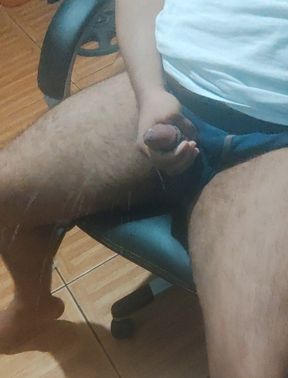 3 orgasms, 3 cumshots and 3 moans 🥵💪🏽