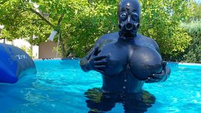 European Heatwave: When the Rubber Doll Conquers the Pool!