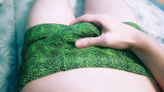 Clip casero de una jovencita rusa delgada y gay recibiendo sexo anal