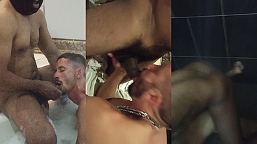 Negão fodendo dois 12 27