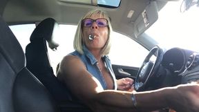 petit defi, lance par mon maitre me filmer a me plugger le cul avant de ...