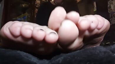 She bursts out giggles when you lick tickle her feet