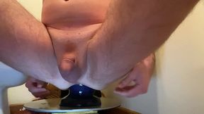 easttnguy22 huge butt plug and milking