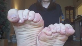 Wrinkly soles ready for you