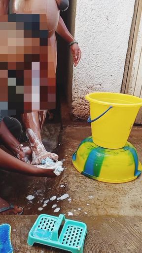 Outdoor Bathing My Pregnant Girlfriend in Dirty Environment