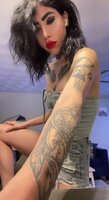 Cute Femboy Aryanarefi Offers Up Her Trans Treat