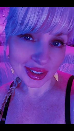 Happy Titty Tuesday Babeeeey