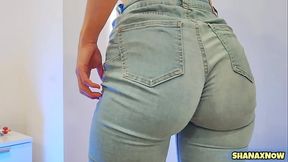 Blue Jeans Fetish: Big Butt&#x1F351; Shakes with Pleasure