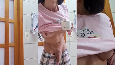 Paloma Veiga acordando com tesão de pau duro no café da manhã e gozando bem forte
