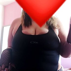 Chubby girl show her body for daddy