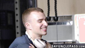 ”Ryan Jacobs loves the sight of Leo Louis shaft while working out”