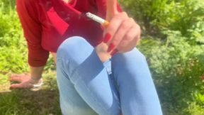 Redheaded Beauty in Tight Jeans Smokes Outdoors Then Desperately Pees Herself – Wet Jeans Smoking Fetish
