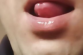 Red Crossdresser Lips Massage for Eating Sperm Condom