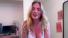 Beauty With Tattoos Shakes Large Milking On A Dick